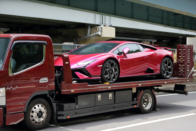 【高級車の陸送】注意点やおすすめサービスを紹介